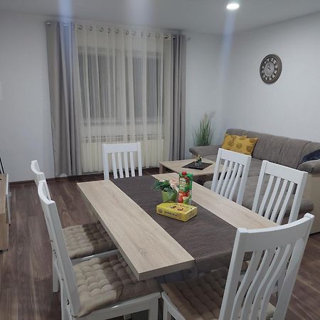 Apartman Danijela Otočac 外观 照片