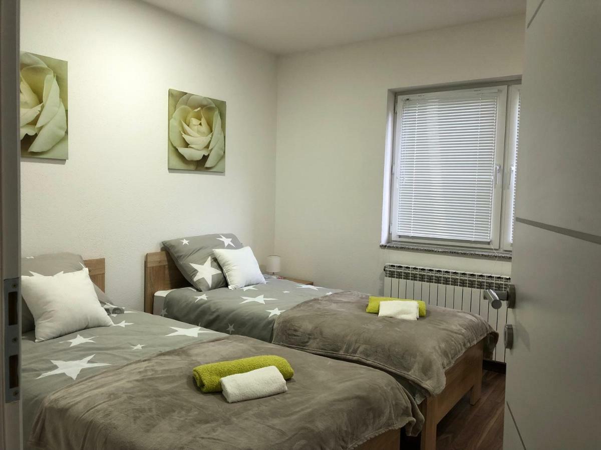 Apartman Danijela Otočac 外观 照片