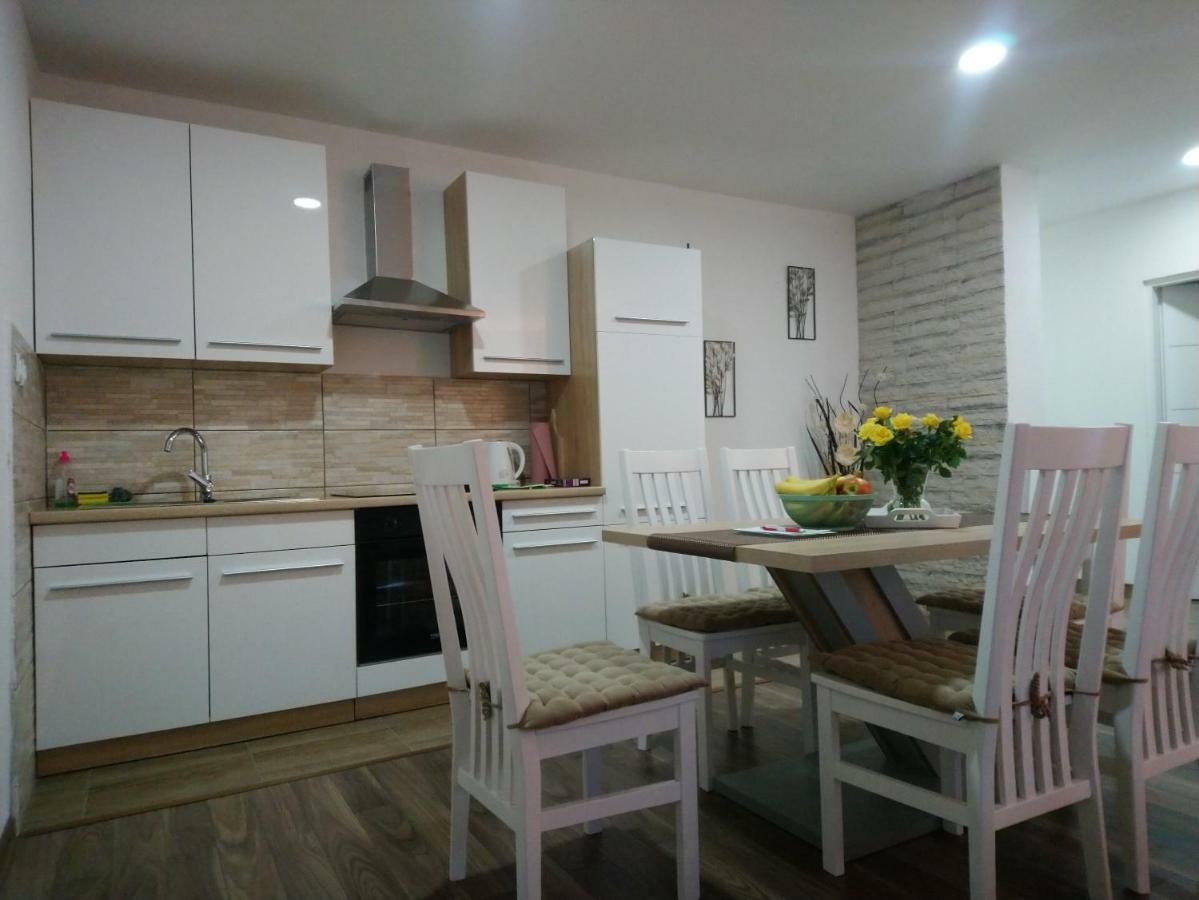 Apartman Danijela Otočac 外观 照片